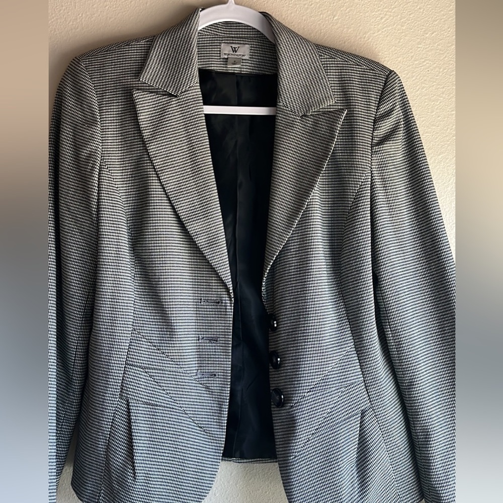 Blank and white blazer